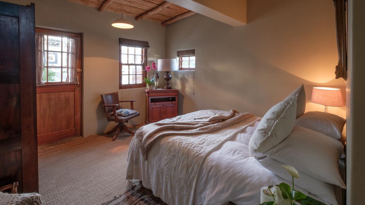 Smugglers' Bnb ปาเตอร์นอสเตอร์ ภายนอก รูปภาพ